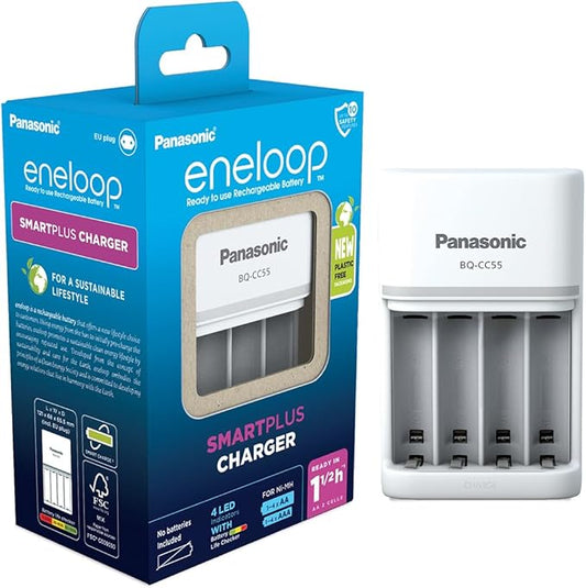 Panasonic eneloop SmartPlus Ladegerät für 1-4 AA/AAA Ni-MH Akkus, 1,5h Ladezeit, 10 Sicherheitsfunktionen, Modell 52055E02